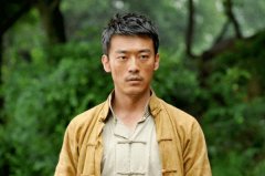 此次在剧中饰演了一个有勇有谋
