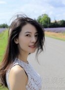 高圆圆婚后独自旅行 美人照曝光