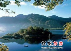 同时具备各式豪华休闲游艇