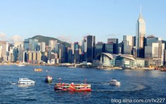 也给摩登的维多利亚港增添了不少色彩
