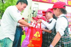 (吴亚岚 记者 张大岗 摄)  